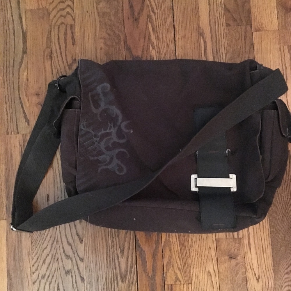 CASE LOGIC bag/ " man purse".